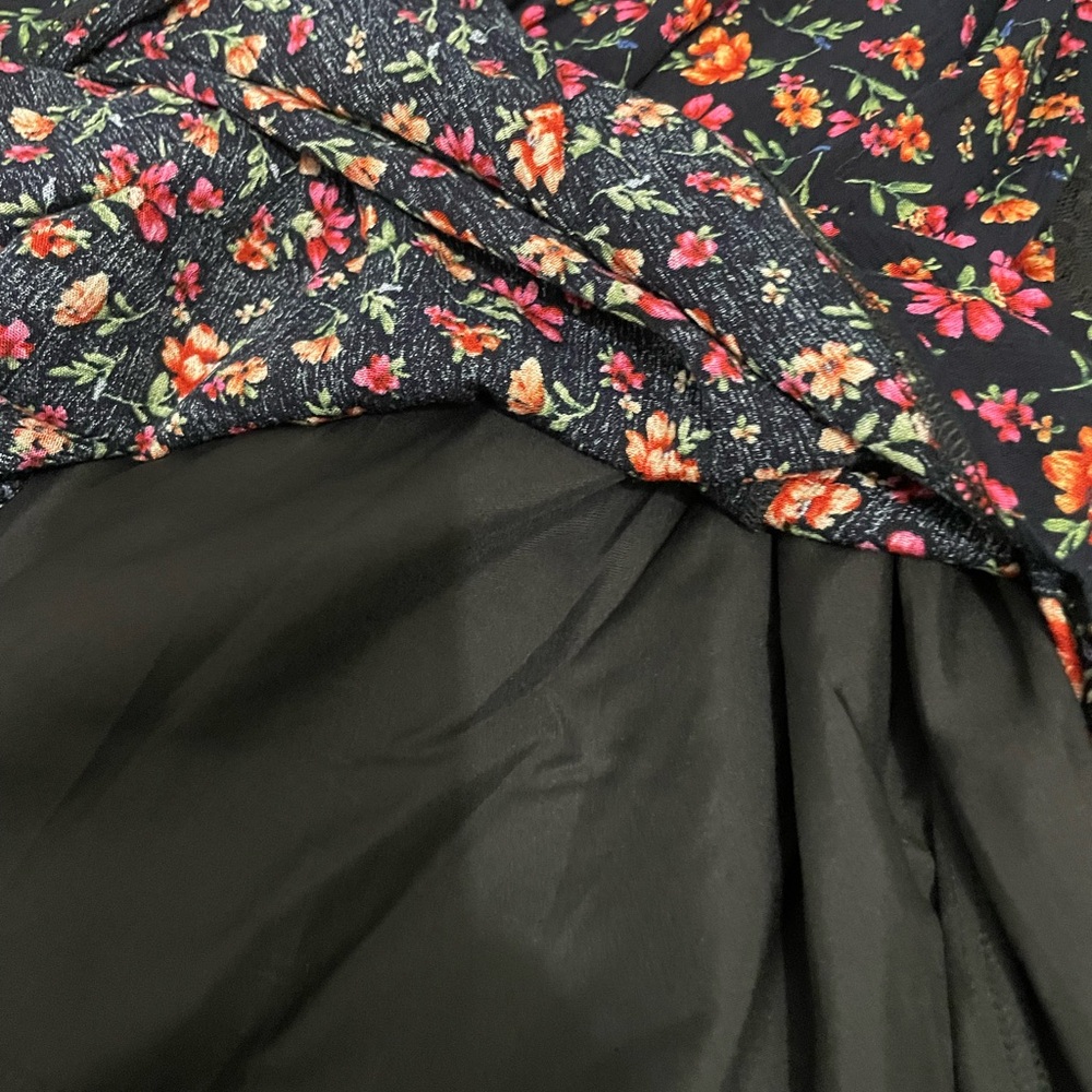 NWOT Size S floral Lost + Wander skirt - Picture 5 of 5